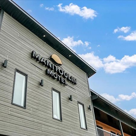 Manitoulin Motel Little Current ภายนอก รูปภาพ