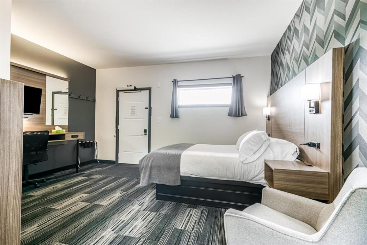 Manitoulin Motel Little Current ภายนอก รูปภาพ