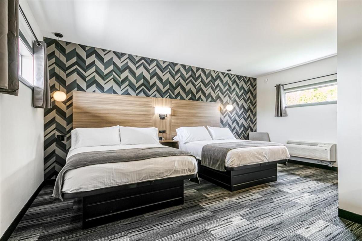 Manitoulin Motel Little Current ภายนอก รูปภาพ